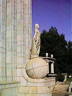 huguenot monument